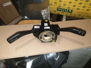 VW PASSAT B6 2005-2010 WIPER CONTROL & TURN INDICATOR SWITCH steering RING - Picture 1 of 12