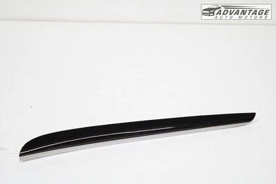 Chrysler 300 2017-2022 panel de puerta interior delantero derecho moldura OEM Foto 1 de 4