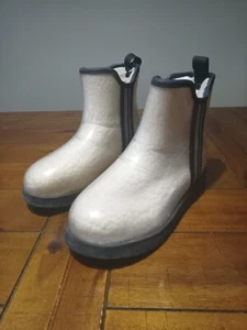 Time And Tru Boots Size 6, Beige - Picture 1 of 11