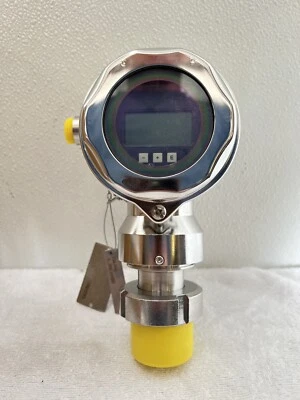 Endress + Hauser Deltapilot S Hydrostatic Level Measurement FMB70-ABT1HB200CAA+# - Image 1 of 4