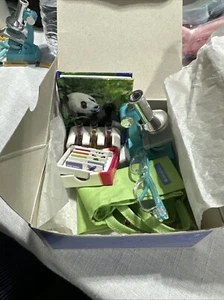 Retired and Complete American Girl Doll SCIENCE LAB SET In Box Excellent Cond - Picture 1 of 4
