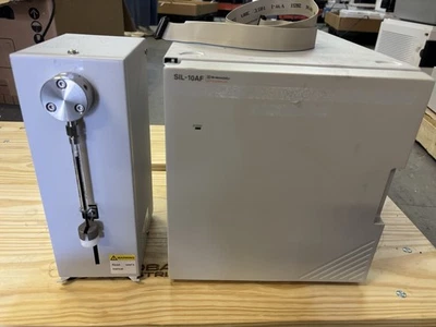 Muestreador automático Shimadzu SIL-10AF Foto 1 de 4