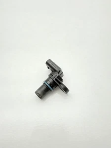 2013-2016 AUDI S4 S5 Q3 Q7 A7 RS5 R8 S8 A8 - Camshaft Position Sensor 07L905163C - Picture 1 of 5