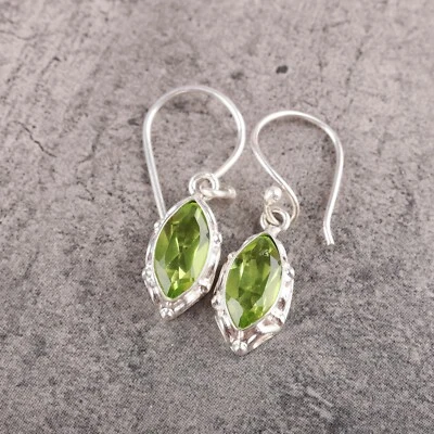 Elegantes pendientes finos colgantes de plata de ley 925 de peridoto genuino Foto 1 de 4