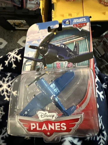 2012 Mattel Disney Planes Die-Cast SKIPPER From Above The World Of CARS NEW NIP Cover