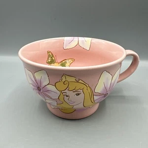 Taza de té de café mariposa rosa tienda Disney Bella Durmiente flores aurora - Imagen 1 de 9