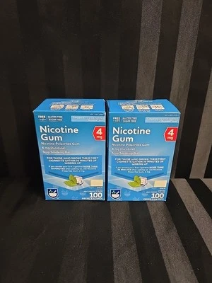 Lote de 2 piezas de goma de nicotina 4 mg 100 piezas cada una recubierta sabor congelado menta caducidad 26/09 Foto 1 de 4