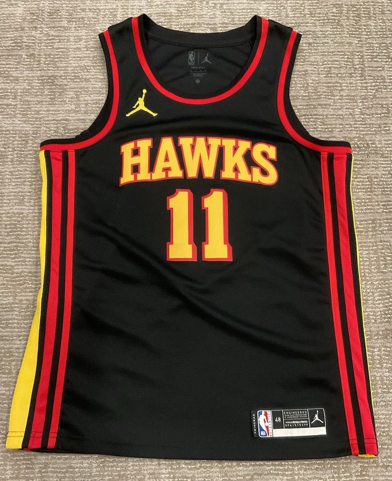 Camiseta Trae Young Atlanta Hawks Nike NBA Swingman #11 - Para hombres Talla 48 Grande Usada en Excelente Condición Foto 1 de 4