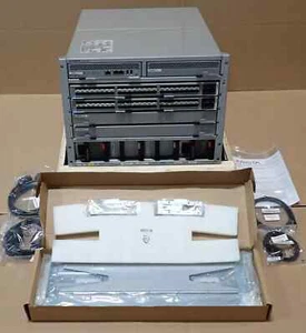 NEUF Arista DCS-7304 Châssis commutateur 4 emplacements 2x 7300X-64S-LC 1x EM-7300-SUP 2x alimentation - Photo 1/24