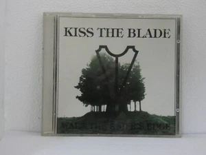 KISS THE BLADE. CD.ALBUM. WALK THE KNIFE'S EDGE. (M0062) - Picture 1 of 3