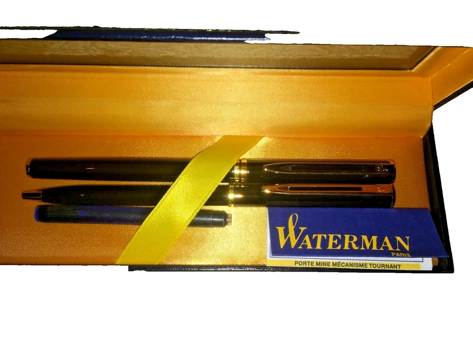 Juego Waterman Laca Negra y Oro Pluma Estilográfica Med Pt y Bolígrafo Nuevo En Caja Foto 1 de 1