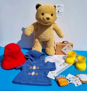 BUILD A BEAR Paddington Bear Gift Set Marmalade Yellow Boots & Suit Case BNWT - Picture 1 of 21