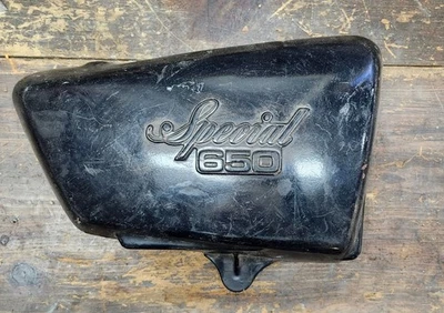 Cubierta lateral derecha de plástico Yamaha Special XS 650 1980-1983 OEM USADA Foto 1 de 4