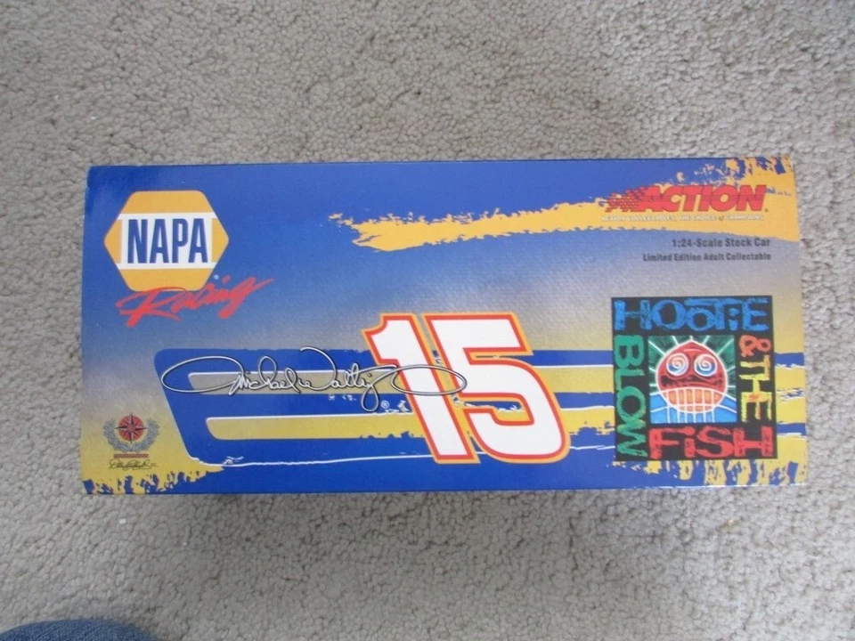 Action Michael Waltrip #15 Napa Hootie & Blowfish 2003 Monte Carlo 1 24