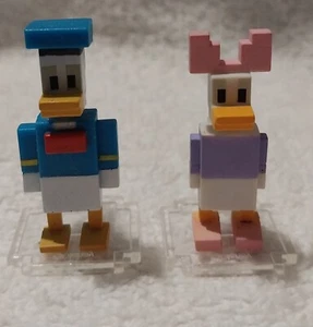 MOOSE Disney Crossy Road Daisy and Donald Duck Mini Figures - Picture 1 of 5