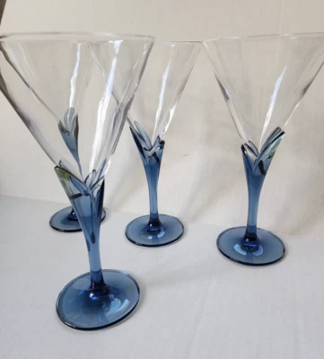 Copas de vino Luigi Bormioli Florian Bleu Italia vintage grandes tallos azul oscuro Foto 1 de 4