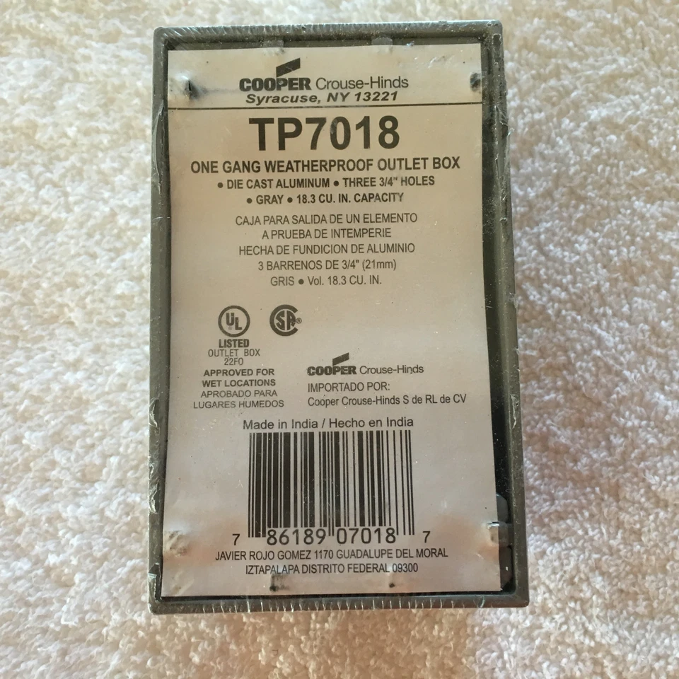 Cooper Crouse-Hinds TP7018 One Gang Weatherproof Outlet Box, Cast Aluminum, New - Image 1 of 4