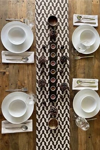 INOV8 TABLE RUNNER 12.5 X 96 GEOMETRIC BROWN & GREY UPSCALE MODERN PATTERN - Picture 1 of 7