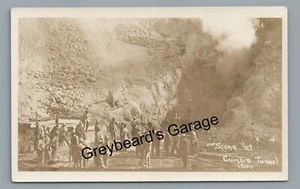 RPPC Hijacked Train Disaster! CUMBRE TUNNEL Mexiko Eisenbahn Echt Foto Postkarte - Bild 1 von 2