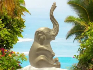 Vintage Bronze Brass Elephant Figurine Inscribed Irem Temple Potentate 1986 8 in - Picture 1 of 13
