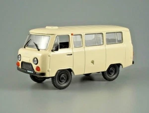 UAZ 452B Buhanka UdSSR sowjetischer Minibus Geländewagen 1:43 Maßstab Druckguss Modellauto - Bild 1 von 12
