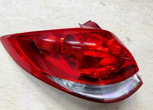 2012-2017 Hyundai Veloster Left Driver LH Tail Light Without LED Accent - Picture 1 of 8