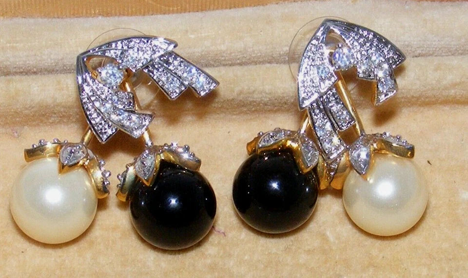Pendientes JBK Camrose & Kross Colgantes Cristal Swarovski 3 Pares en Uno Negro Blanco Foto 1 de 4
