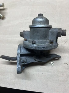 Ac Type T Lift Pump - Picture 1 of 2