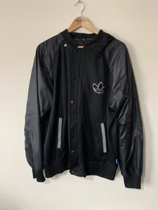 Retro Adidas Bomber Jacket Size XL 25” Pit Black Detachable Hoodie Casual - Picture 1 of 8