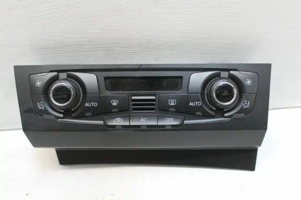 Audi, A4 Heater/Ac Controls Three Zone Climate Control, B8 8K, Non Heated Type, - image 1 of 4