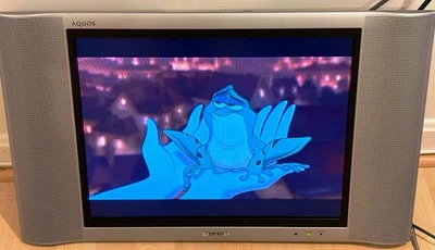 Sharp LC-20B4U 20" AQUOS EDTV LCD TV - Image 1 of 4