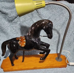 Lámpara de escritorio ecuestre vintage - Imagen 1 de 6