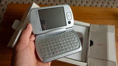 ✅EXCELLENT💫 Retro Mobile Phone T-Mobile MDA Pro / HTC Universal, QTEK 9000 Collectors Original Box TEST✅ - Image 1 of 4