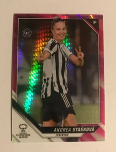 21-22 Topps Chrome UEFA Women UCL Andrea Staskova PINK PRISM REFRACTOR /150 RC - Bild 1 von 4