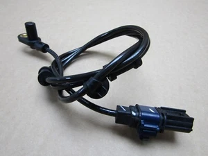 Honda CB1000R 2022 741 miles front ABS sensor (13112) - Picture 1 of 6