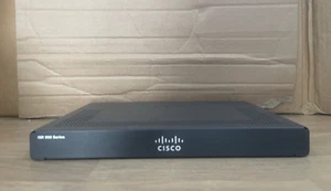 Cisco C927-4P with No PSU Cisco 927-4P ISR Router with IPBase License + No PSU - Picture 1 of 4