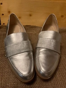 Nine West silberne flache Schuhe geschimmert glänzend Halbschuhe Größe 7,5 M - Bild 1 von 6