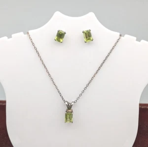 Sterling Silver Peridot 4X6mm Pendant 18" Chain & Stud Earrings Set - Picture 1 of 9