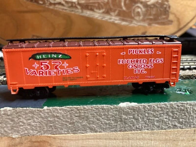 MODEL POWER HEINZ 57 REFRIGERATOR CAR COLLECTORS CAR - Image 1 of 4
