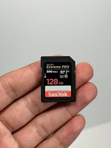 Tarjeta de memoria SanDisk 128 GB Extreme PRO SDXC UHS-Il - SDSDXDK-128G-GN4IN - Imagen 1 de 2