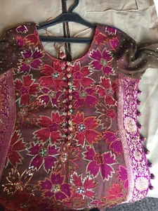 Paquistaní/Indio Impresionante Hi N Lo Elegante Compromiso/Prendas de fiesta Vestido Lehnga - Imagen 1 de 10