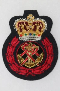 BRITISH ROYAL NAVY NURSE QARNNS CHIEF PETTY OFFICER'S CAP BADGE QUEEN'S CROWN #1 - Picture 1 of 1