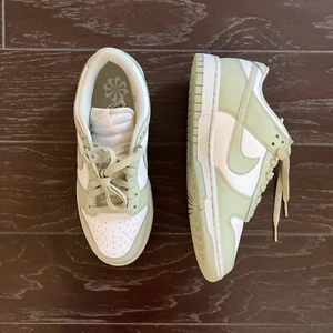 Size 9 - Nike Dunk Next Nature Low Olive Aura W - Picture 1 of 6