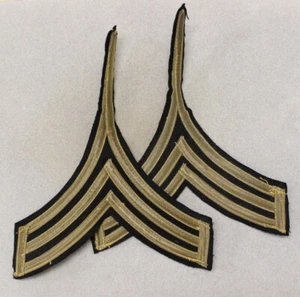 West Point Cadet Chevron - WWII era Lieutenant (Pair), gold braid (060) - Picture 1 of 2