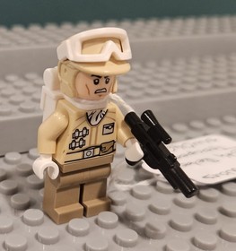 Lego Minifigure - Star Wars Hoth Rebel Trooper sw0462.  Lot116