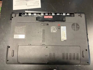 Plasturgie Arrière Packard bell PEW91 - Foto 1 di 2