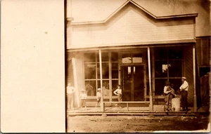 Antique RPPC Photo Postcard Cashion, Oklahoma Store Ice Cream Boys - Picture 1 of 2