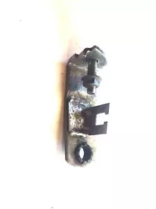 1989-93 Dodge Diesel PU AT Trans Torque Shaft Mounting Bracket P/N 4428694 - Picture 1 of 4