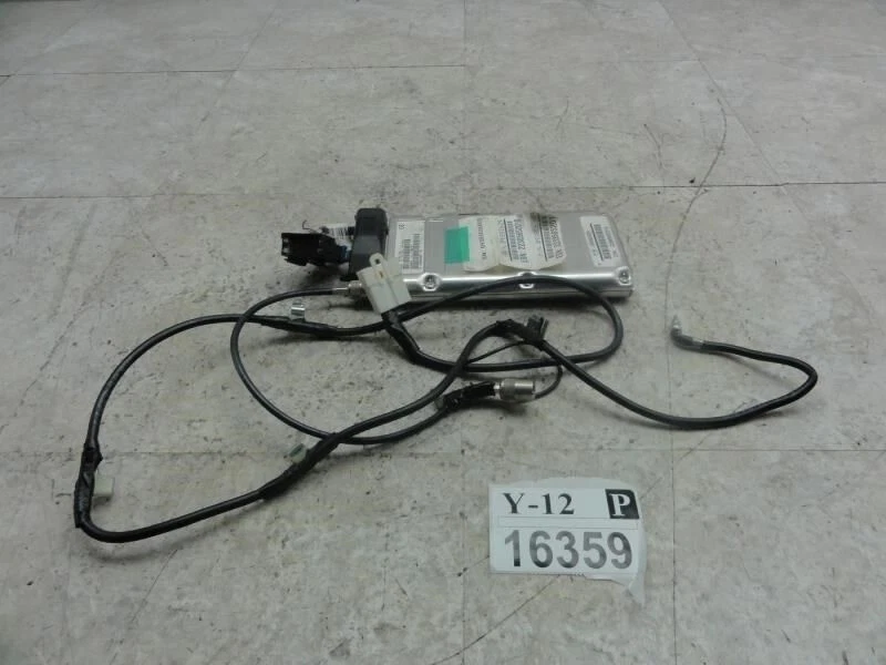 OnStar Control Module Aztek 2001 Pontiac Communication Computer Unit OEM - Image 1 of 4