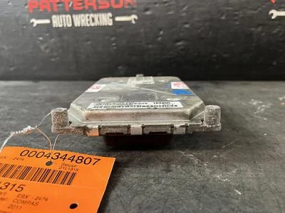 Jeep Compass 2011 módulo de control del motor ECM ECU ID 05150542AE Foto 1 de 4